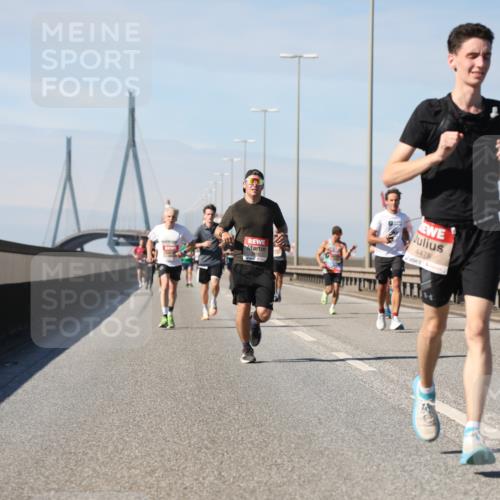 03.10.2025 - Köhlbrandbrückenlauf Yannick Fuchs http://msf.ph/oto/9185984 03.10.2025 11:44:00 Position 3 4475 meine-sportfotos.de