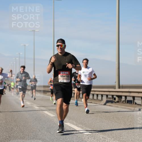03.10.2025 - Köhlbrandbrückenlauf Yannick Fuchs http://msf.ph/oto/9186011 03.10.2025 11:44:02 Position 3 4108 meine-sportfotos.de