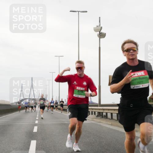 03.10.2025 - Köhlbrandbrückenlauf Matties Gatica Varas http://msf.ph/oto/9186015 03.10.2025 15:44:33 Position 3 7120, 7577 meine-sportfotos.de