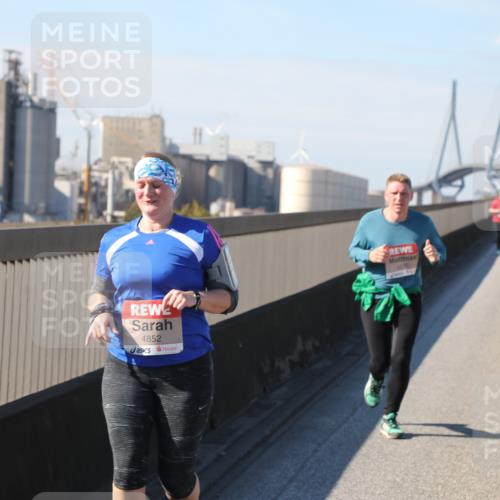 03.10.2025 - Köhlbrandbrückenlauf Yannick Fuchs http://msf.ph/oto/9186053 03.10.2025 12:05:15 Position 3 4852 meine-sportfotos.de