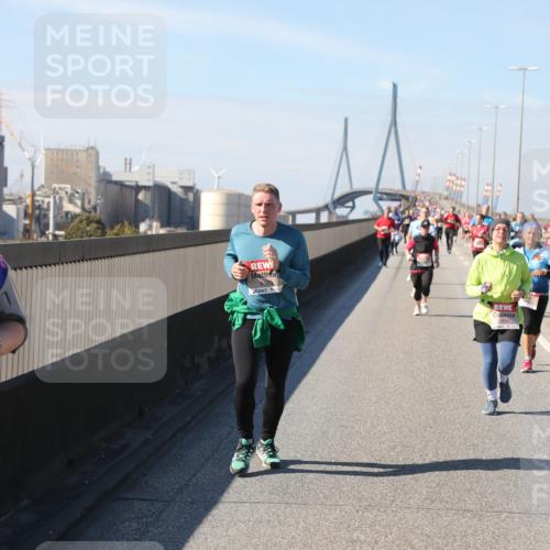 03.10.2025 - Köhlbrandbrückenlauf Yannick Fuchs http://msf.ph/oto/9186069 03.10.2025 12:05:16 Position 3 4852, 6370 meine-sportfotos.de