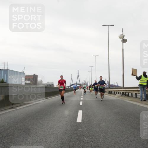 03.10.2025 - Köhlbrandbrückenlauf Matties Gatica Varas http://msf.ph/oto/9186101 03.10.2025 15:44:53 Position 3  meine-sportfotos.de