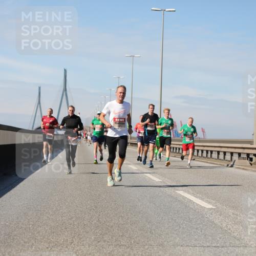 03.10.2025 - Köhlbrandbrückenlauf Yannick Fuchs http://msf.ph/oto/9186137 03.10.2025 11:44:12 Position 3  meine-sportfotos.de