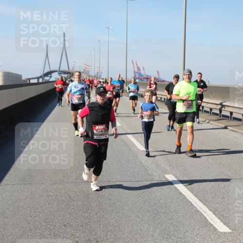 03.10.2025 - Köhlbrandbrückenlauf Yannick Fuchs http://msf.ph/oto/9186145 03.10.2025 12:05:21 Position 3  meine-sportfotos.de
