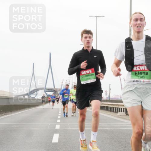 03.10.2025 - Köhlbrandbrückenlauf Matties Gatica Varas http://msf.ph/oto/9186222 03.10.2025 15:45:25 Position 3 7496, 7193 meine-sportfotos.de