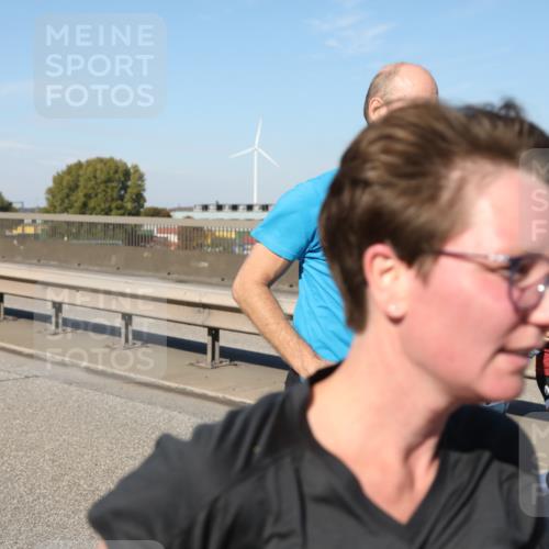 03.10.2025 - Köhlbrandbrückenlauf Yannick Fuchs http://msf.ph/oto/9186249 03.10.2025 12:05:29 Position 3 13, 6768 meine-sportfotos.de