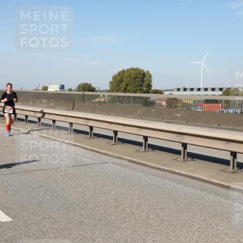 03.10.2025 - Köhlbrandbrückenlauf Yannick Fuchs http://msf.ph/oto/9186253 03.10.2025 12:05:29 Position 3  meine-sportfotos.de