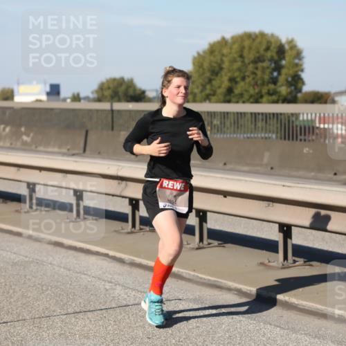 03.10.2025 - Köhlbrandbrückenlauf Yannick Fuchs http://msf.ph/oto/9186292 03.10.2025 12:05:32 Position 3 794 meine-sportfotos.de