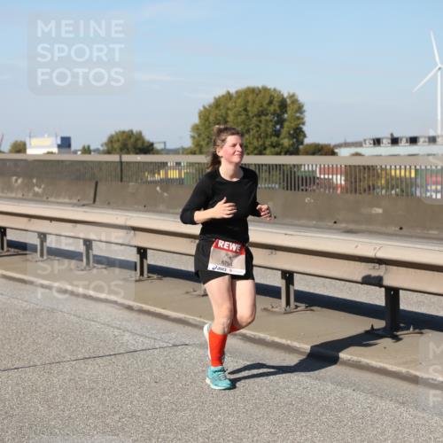03.10.2025 - Köhlbrandbrückenlauf Yannick Fuchs http://msf.ph/oto/9186295 03.10.2025 12:05:32 Position 3 6794 meine-sportfotos.de