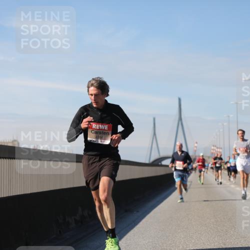 03.10.2025 - Köhlbrandbrückenlauf Yannick Fuchs http://msf.ph/oto/9186306 03.10.2025 11:44:30 Position 3 4164 meine-sportfotos.de