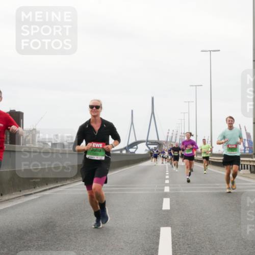 03.10.2025 - Köhlbrandbrückenlauf Matties Gatica Varas http://msf.ph/oto/9186333 03.10.2025 15:46:00 Position 3 9346, 7223, 7584 meine-sportfotos.de