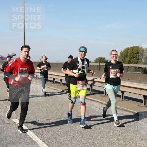 03.10.2025 - Köhlbrandbrückenlauf Yannick Fuchs http://msf.ph/oto/9186350 03.10.2025 12:05:35 Position 3 6075, 4245 meine-sportfotos.de