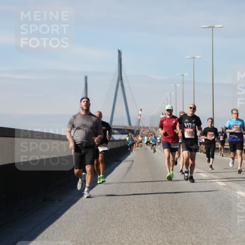 03.10.2025 - Köhlbrandbrückenlauf Yannick Fuchs http://msf.ph/oto/9186366 03.10.2025 11:44:36 Position 3 11, 14 meine-sportfotos.de
