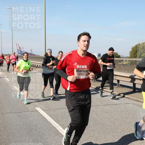 03.10.2025 - Köhlbrandbrückenlauf Yannick Fuchs http://msf.ph/oto/9186371 03.10.2025 12:05:36 Position 3 6075, 42 meine-sportfotos.de