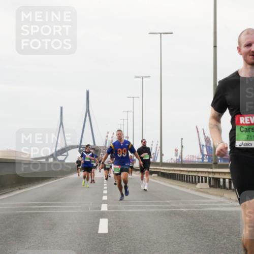 03.10.2025 - Köhlbrandbrückenlauf Matties Gatica Varas http://msf.ph/oto/9186377 03.10.2025 15:46:10 Position 3 99, 7116 meine-sportfotos.de