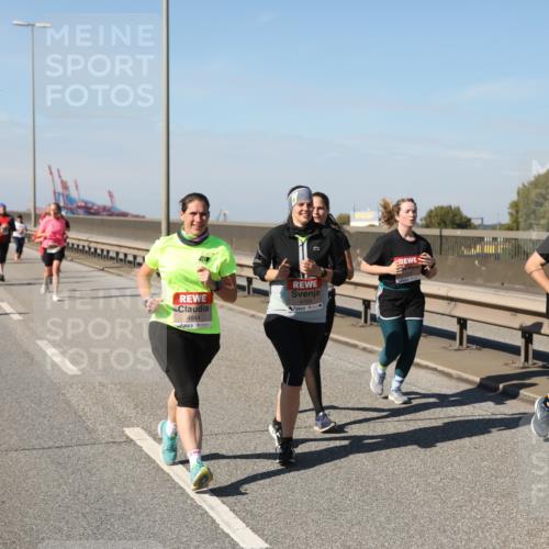 03.10.2025 - Köhlbrandbrückenlauf Yannick Fuchs http://msf.ph/oto/9186383 03.10.2025 12:05:37 Position 3 4844, 4729, 6051 meine-sportfotos.de