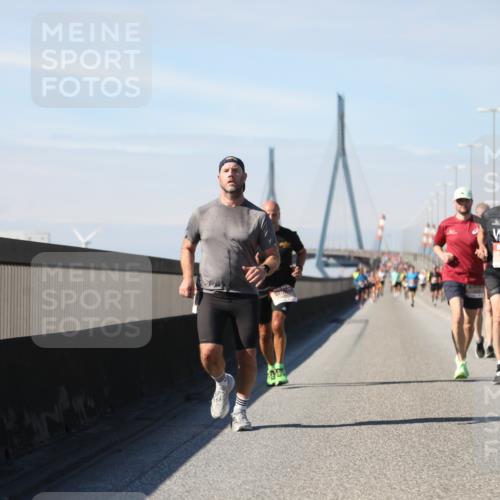 03.10.2025 - Köhlbrandbrückenlauf Yannick Fuchs http://msf.ph/oto/9186387 03.10.2025 11:44:37 Position 3 4177 meine-sportfotos.de