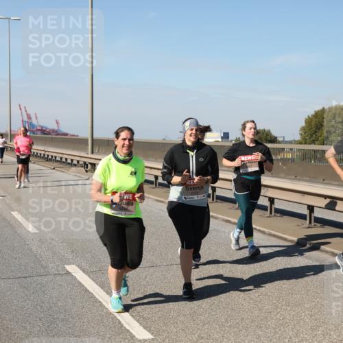03.10.2025 - Köhlbrandbrückenlauf Yannick Fuchs http://msf.ph/oto/9186388 03.10.2025 12:05:37 Position 3 4844, 4729, 6051 meine-sportfotos.de