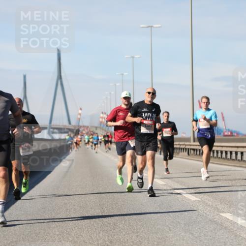03.10.2025 - Köhlbrandbrückenlauf Yannick Fuchs http://msf.ph/oto/9186392 03.10.2025 11:44:38 Position 3  meine-sportfotos.de