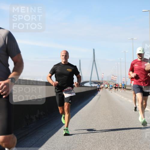 03.10.2025 - Köhlbrandbrückenlauf Yannick Fuchs http://msf.ph/oto/9186411 03.10.2025 11:44:40 Position 3 4275, 4177 meine-sportfotos.de