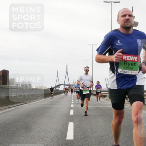 03.10.2025 - Köhlbrandbrückenlauf Matties Gatica Varas http://msf.ph/oto/9186430 03.10.2025 15:46:22 Position 3 7269 meine-sportfotos.de