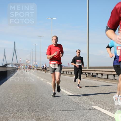 03.10.2025 - Köhlbrandbrückenlauf Yannick Fuchs http://msf.ph/oto/9186433 03.10.2025 11:44:42 Position 3 6464 meine-sportfotos.de