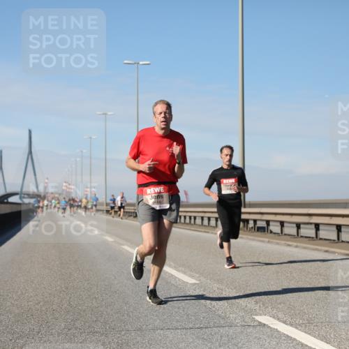 03.10.2025 - Köhlbrandbrückenlauf Yannick Fuchs http://msf.ph/oto/9186439 03.10.2025 11:44:42 Position 3 6464, 6760 meine-sportfotos.de