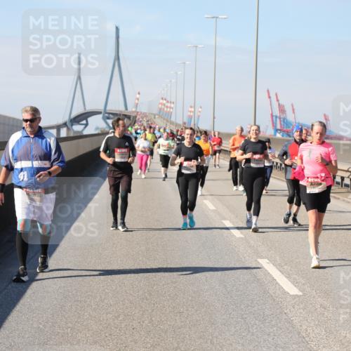 03.10.2025 - Köhlbrandbrückenlauf Yannick Fuchs http://msf.ph/oto/9186448 03.10.2025 12:05:39 Position 3 41 meine-sportfotos.de