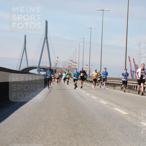 03.10.2025 - Köhlbrandbrückenlauf Yannick Fuchs http://msf.ph/oto/9186488 03.10.2025 11:44:48 Position 3  meine-sportfotos.de