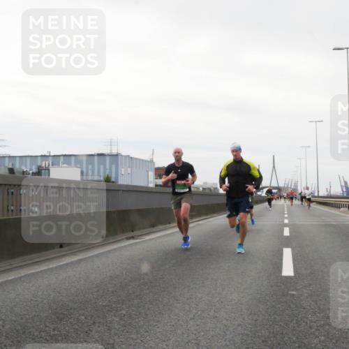 03.10.2025 - Köhlbrandbrückenlauf Matties Gatica Varas http://msf.ph/oto/9186494 03.10.2025 15:46:37 Position 3  meine-sportfotos.de