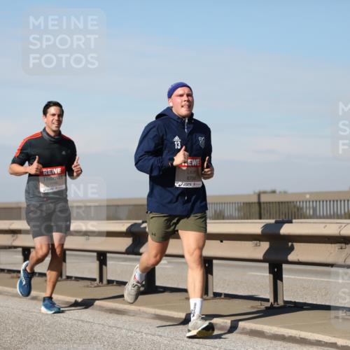 03.10.2025 - Köhlbrandbrückenlauf Yannick Fuchs http://msf.ph/oto/9186514 03.10.2025 11:44:50 Position 3 13, 4039, 6798 meine-sportfotos.de