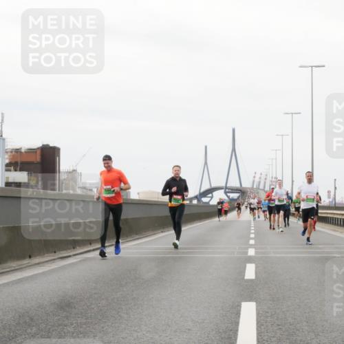 03.10.2025 - Köhlbrandbrückenlauf Matties Gatica Varas http://msf.ph/oto/9186520 03.10.2025 15:46:42 Position 3  meine-sportfotos.de