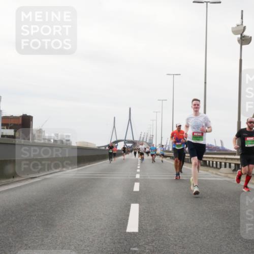 03.10.2025 - Köhlbrandbrückenlauf Matties Gatica Varas http://msf.ph/oto/9186550 03.10.2025 15:46:49 Position 3  meine-sportfotos.de