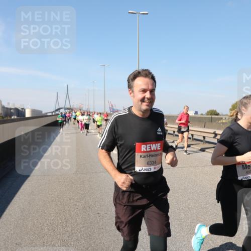 03.10.2025 - Köhlbrandbrückenlauf Yannick Fuchs http://msf.ph/oto/9186574 03.10.2025 12:05:46 Position 3 6334, 6335 meine-sportfotos.de