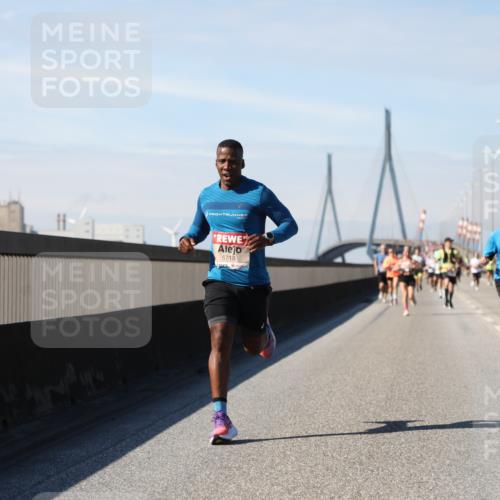 03.10.2025 - Köhlbrandbrückenlauf Yannick Fuchs http://msf.ph/oto/9186584 03.10.2025 11:44:56 Position 3 5718 meine-sportfotos.de