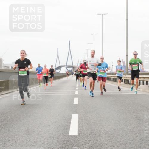 03.10.2025 - Köhlbrandbrückenlauf Matties Gatica Varas http://msf.ph/oto/9186587 03.10.2025 15:46:57 Position 3 7144 meine-sportfotos.de