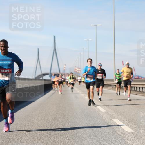 03.10.2025 - Köhlbrandbrückenlauf Yannick Fuchs http://msf.ph/oto/9186589 03.10.2025 11:44:56 Position 3 5718 meine-sportfotos.de