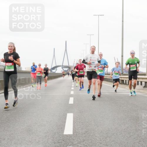 03.10.2025 - Köhlbrandbrückenlauf Matties Gatica Varas http://msf.ph/oto/9186590 03.10.2025 15:46:58 Position 3  meine-sportfotos.de