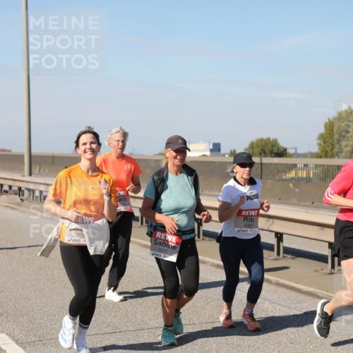 03.10.2025 - Köhlbrandbrückenlauf Yannick Fuchs http://msf.ph/oto/9186604 03.10.2025 12:05:47 Position 3 504, 5000, 5337, 5659 meine-sportfotos.de