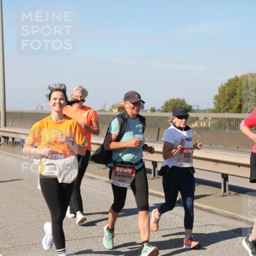 03.10.2025 - Köhlbrandbrückenlauf Yannick Fuchs http://msf.ph/oto/9186607 03.10.2025 12:05:47 Position 3 50, 5000, 5337, 5659 meine-sportfotos.de