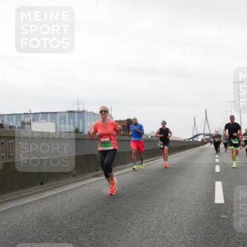 03.10.2025 - Köhlbrandbrückenlauf Matties Gatica Varas http://msf.ph/oto/9186610 03.10.2025 15:47:03 Position 3  meine-sportfotos.de