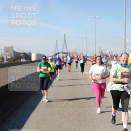 03.10.2025 - Köhlbrandbrückenlauf Yannick Fuchs http://msf.ph/oto/9186685 03.10.2025 12:05:52 Position 3  meine-sportfotos.de