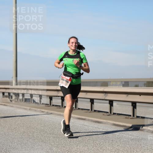 03.10.2025 - Köhlbrandbrückenlauf Yannick Fuchs http://msf.ph/oto/9186686 03.10.2025 11:45:03 Position 3 5703 meine-sportfotos.de