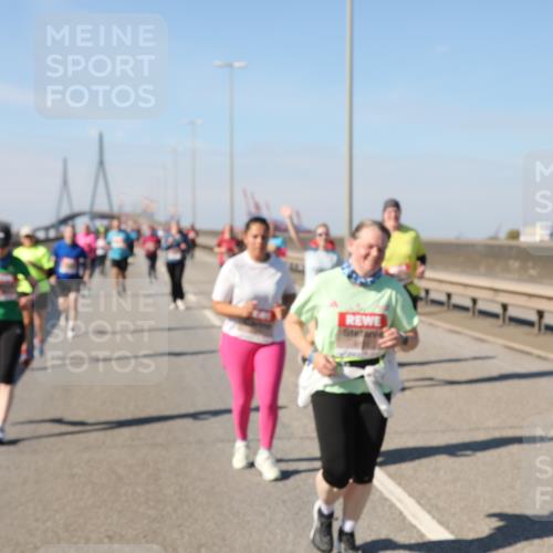 03.10.2025 - Köhlbrandbrückenlauf Yannick Fuchs http://msf.ph/oto/9186690 03.10.2025 12:05:52 Position 3  meine-sportfotos.de
