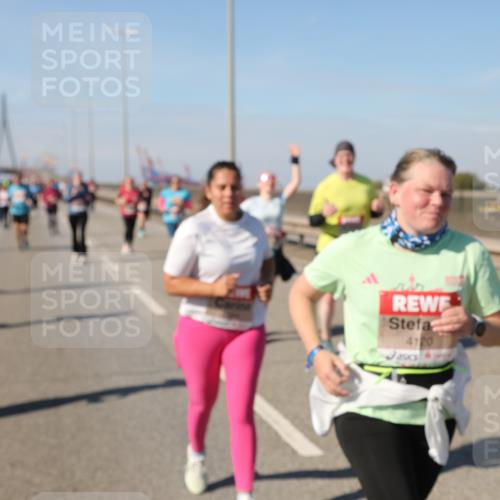 03.10.2025 - Köhlbrandbrückenlauf Yannick Fuchs http://msf.ph/oto/9186703 03.10.2025 12:05:52 Position 3 4120 meine-sportfotos.de