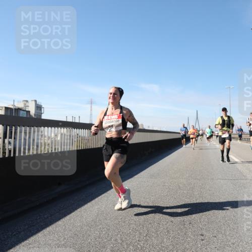 03.10.2025 - Köhlbrandbrückenlauf Yannick Fuchs http://msf.ph/oto/9186734 03.10.2025 11:45:06 Position 3  meine-sportfotos.de