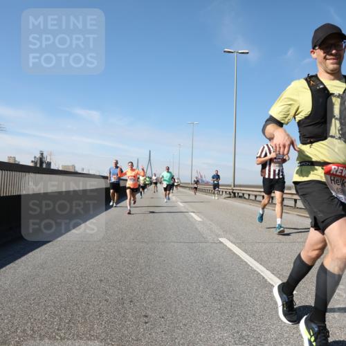 03.10.2025 - Köhlbrandbrückenlauf Yannick Fuchs http://msf.ph/oto/9186758 03.10.2025 11:45:07 Position 3 638 meine-sportfotos.de