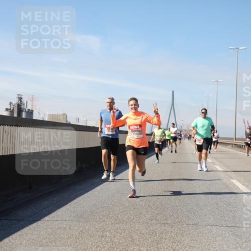 03.10.2025 - Köhlbrandbrückenlauf Yannick Fuchs http://msf.ph/oto/9186766 03.10.2025 11:45:08 Position 3 4095 meine-sportfotos.de