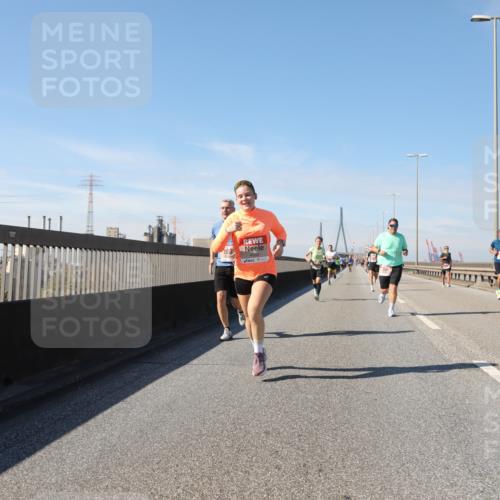 03.10.2025 - Köhlbrandbrückenlauf Yannick Fuchs http://msf.ph/oto/9186782 03.10.2025 11:45:09 Position 3  meine-sportfotos.de