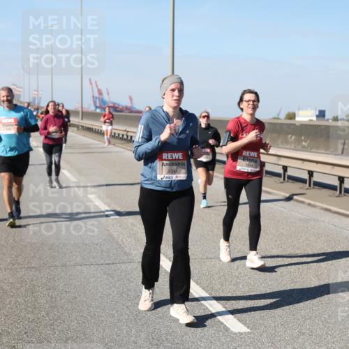 03.10.2025 - Köhlbrandbrückenlauf Yannick Fuchs http://msf.ph/oto/9186786 03.10.2025 12:05:57 Position 3 5244, 5344 meine-sportfotos.de